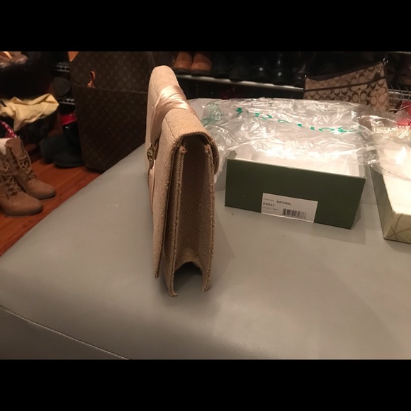 J.Renee Clutch & Handbag - Picture 2 of 8